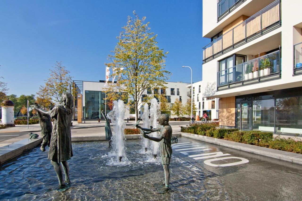 Apartament Green Z Garazem Podziemnym Varsovia Exterior foto